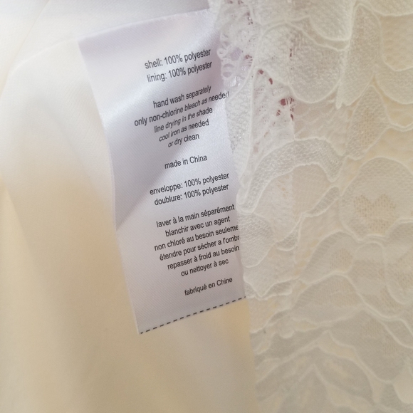 High-low Lace Spaghetti Strap V-neck Wedding Dress - Picture 10 of 13